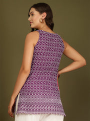 Floral Embroidered V-Neck Chikankari Straight Kurti (Wine)