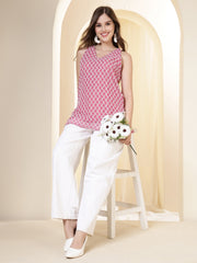 Geometric Embroidered V-Neck Kurti