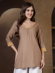 V-Neck Thread Work High Low Kurti