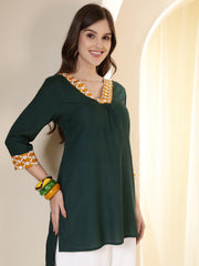 Green V-Neck Thread Work High-Low Kurti
